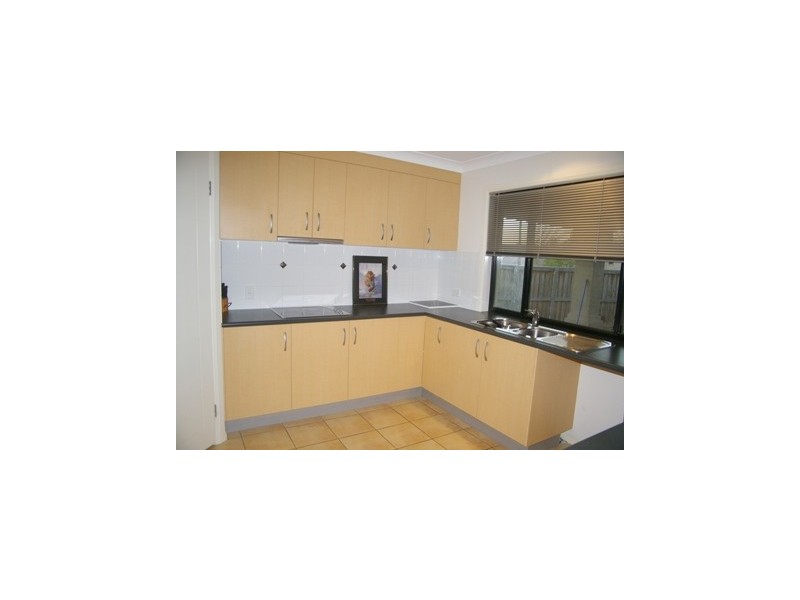 173 Lakeside Avenue, Springfield Lakes QLD 4300