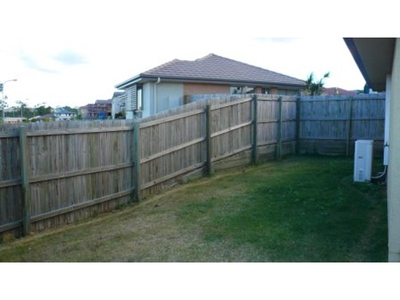 173 Lakeside Avenue, Springfield Lakes QLD 4300