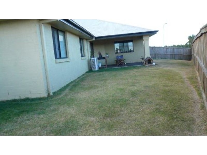 173 Lakeside Avenue, Springfield Lakes QLD 4300