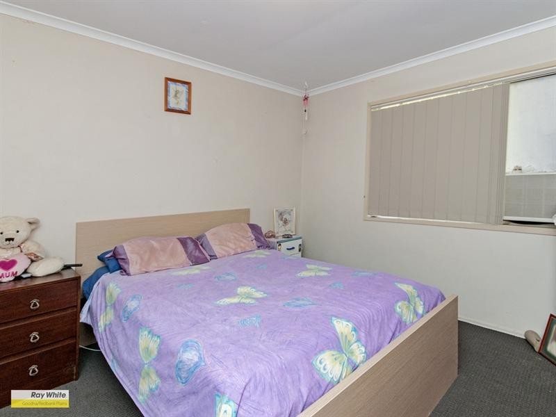 34 Cameron Street, Redbank Plains QLD 4301