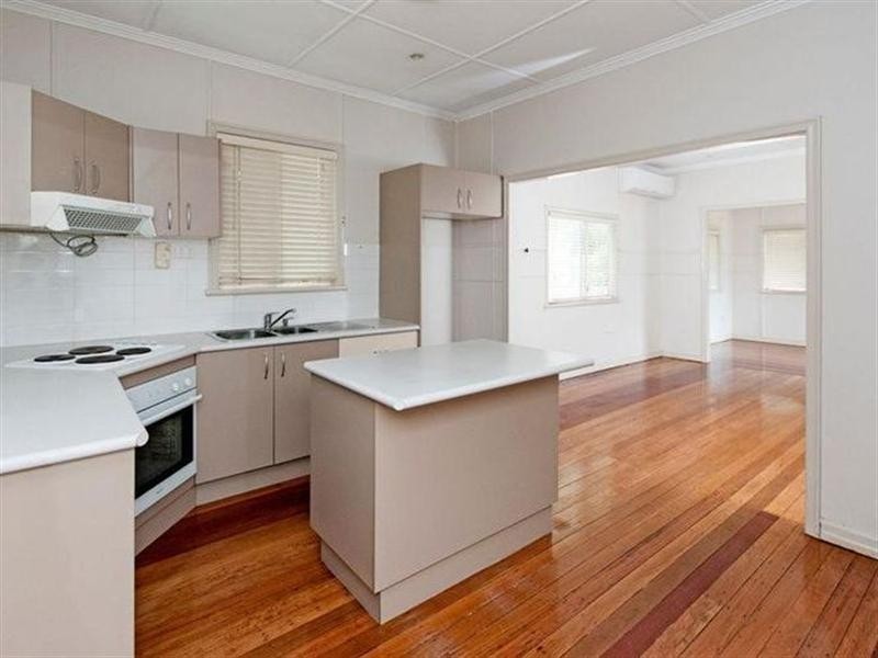 12 Barram, Goodna QLD 4300