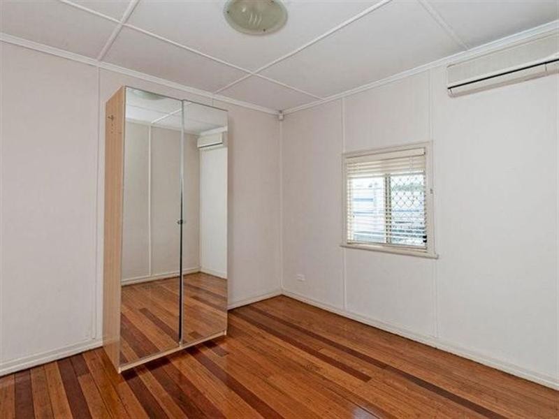 12 Barram, Goodna QLD 4300