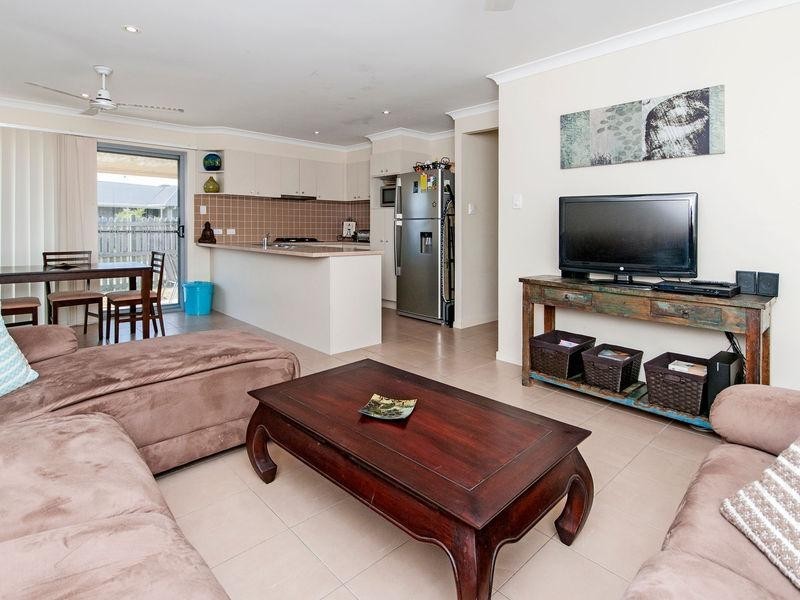 9 Shaun Street, Redbank Plains QLD 4301