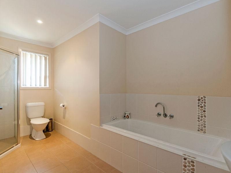 9 Shaun Street, Redbank Plains QLD 4301