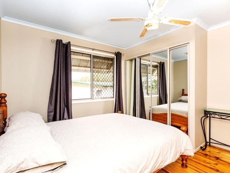 8 Coleen Court, Redbank Plains QLD 4301