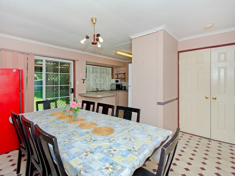 8 Somerfield Street, Redbank Plains QLD 4301