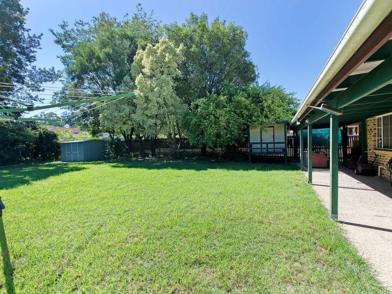 8 Somerfield Street, Redbank Plains QLD 4301