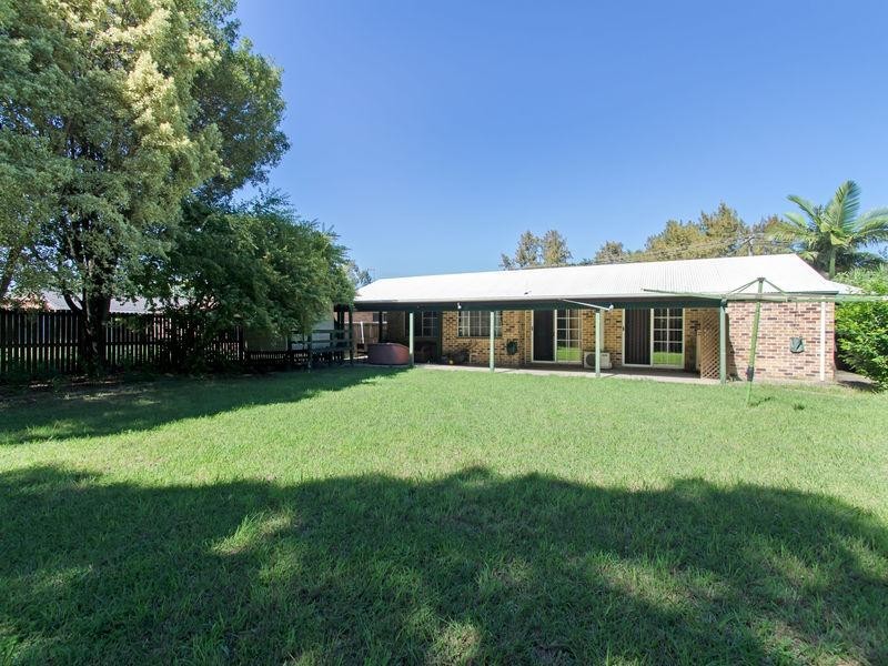 8 Somerfield Street, Redbank Plains QLD 4301