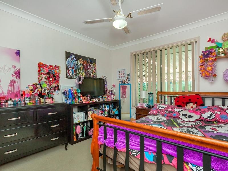 135 Whitmore Crescent, Goodna QLD 4300