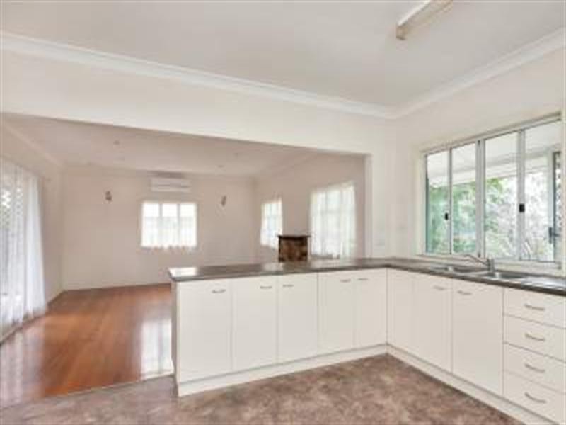 60 Queen Street, Goodna QLD 4300