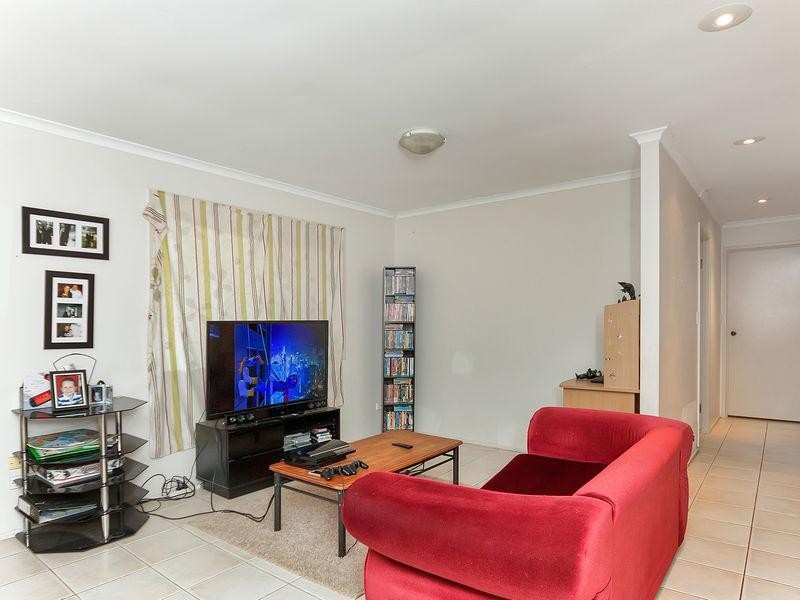 9 Kanangra Street, Redbank Plains QLD 4301