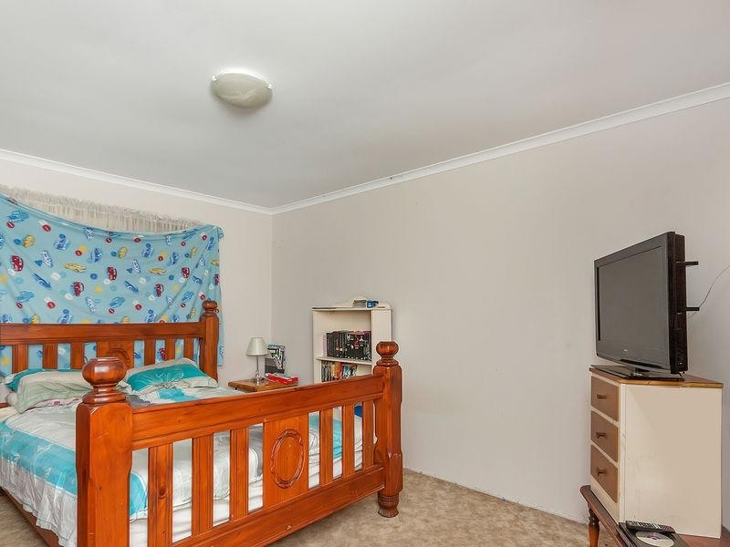 9 Kanangra Street, Redbank Plains QLD 4301