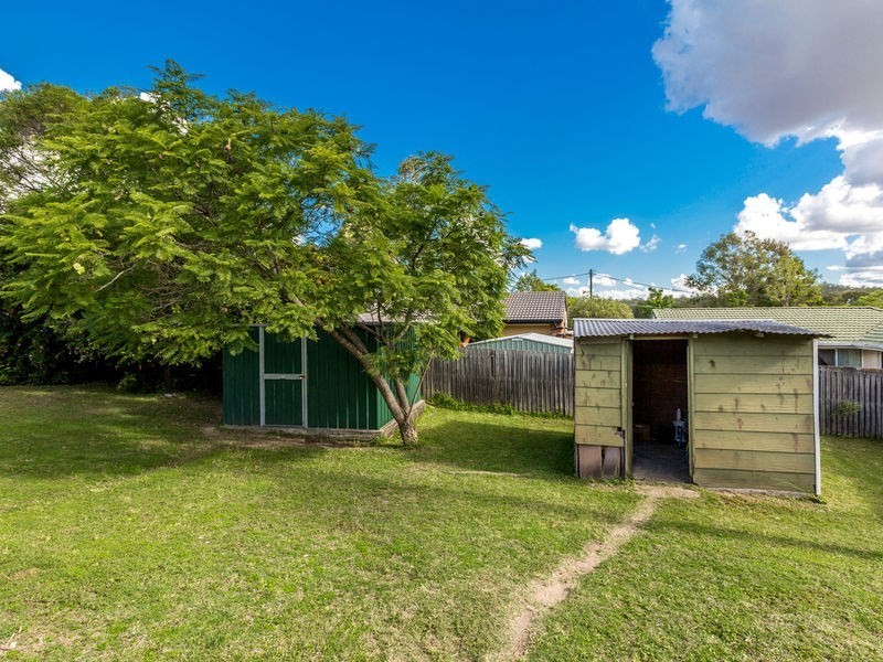33 Hartley Crescent, Redbank Plains QLD 4301