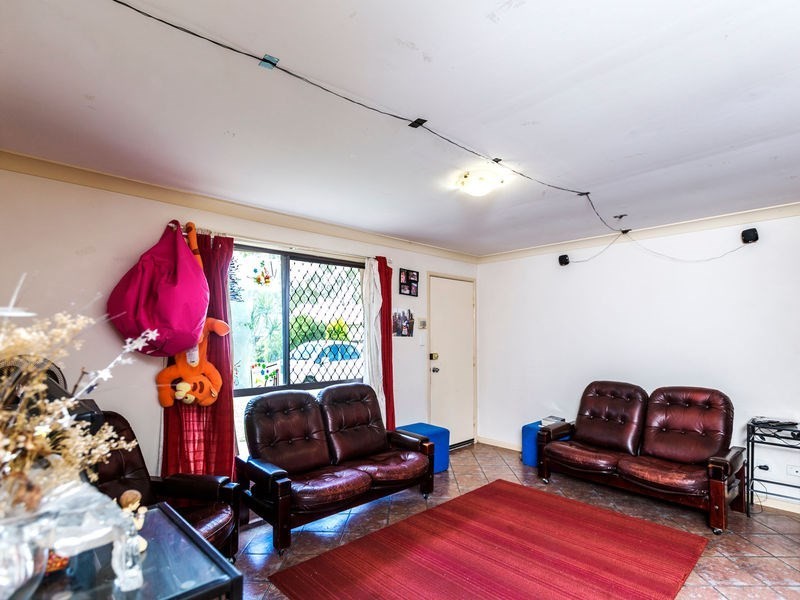 33 Hartley Crescent, Redbank Plains QLD 4301