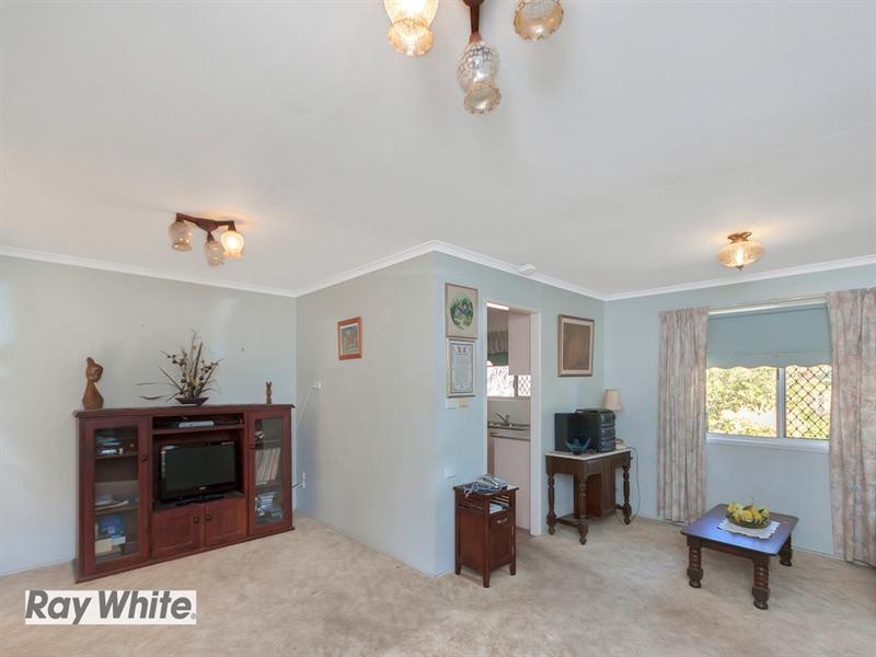8 Janelle Street, Bellbird Park QLD 4300