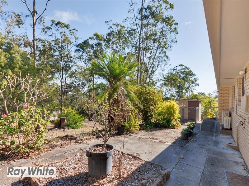 8 Janelle Street, Bellbird Park QLD 4300