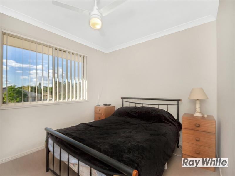 15 Olive Smith Street, Redbank Plains QLD 4301