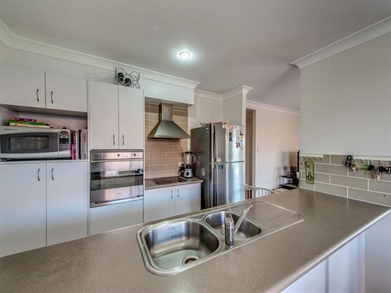 40 Tone Drive, Collingwood Park QLD 4301
