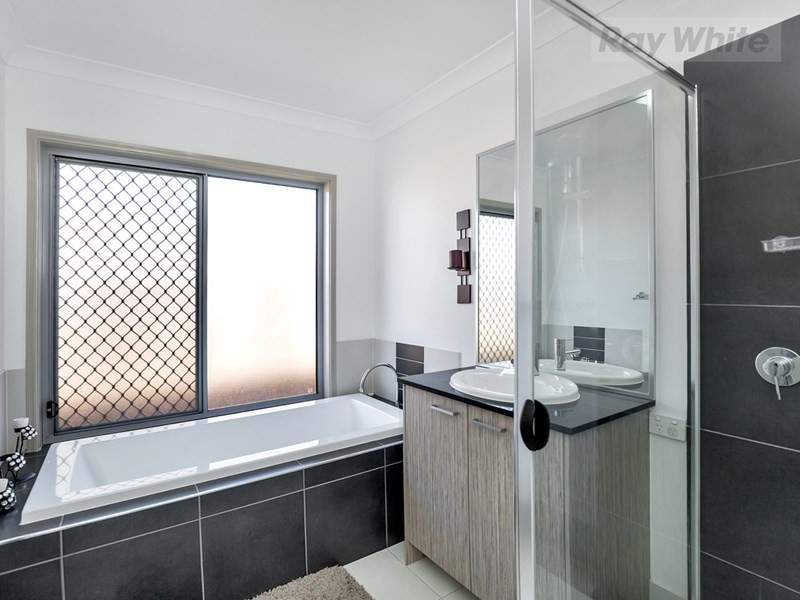 58 Davies Street, Goodna QLD 4300