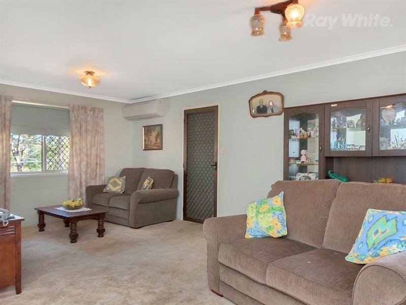 8 Janelle Street, Bellbird Park QLD 4300