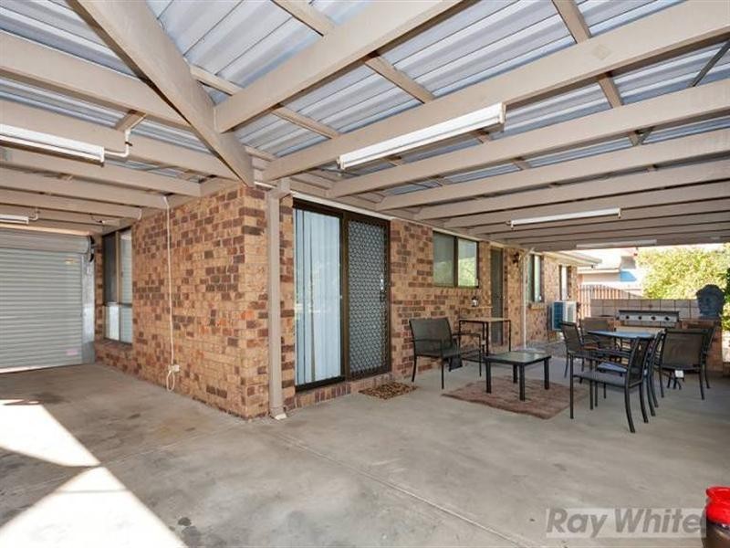 3 Petrie Close, Redbank Plains QLD 4301