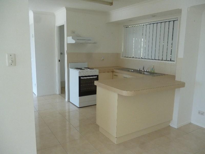 3 Petrie Close, Redbank Plains QLD 4301