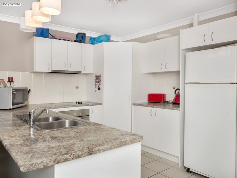 18A De Valera Street, Collingwood Park QLD 4301