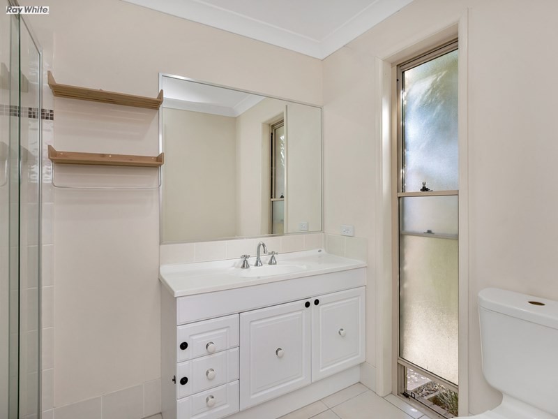18A De Valera Street, Collingwood Park QLD 4301