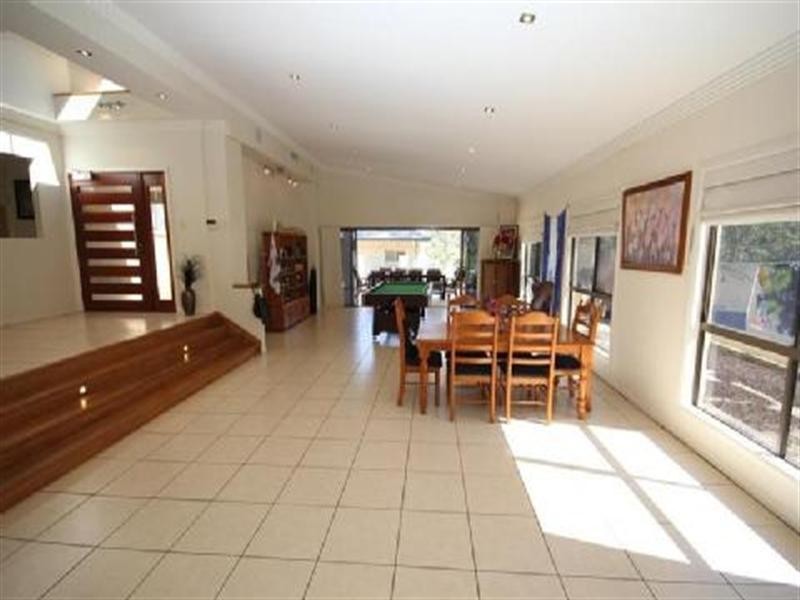 8 Eugene Street, Bellbird Park QLD 4300