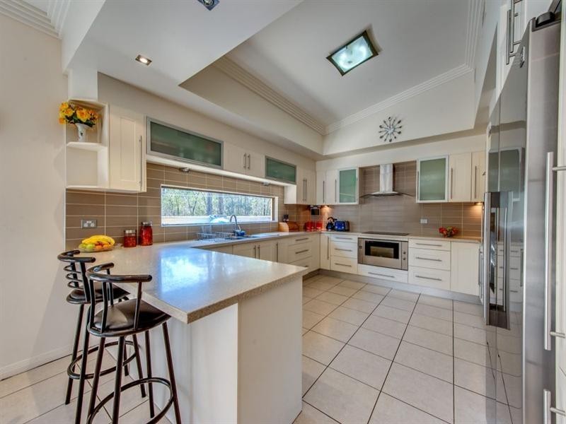 8 Eugene Street, Bellbird Park QLD 4300