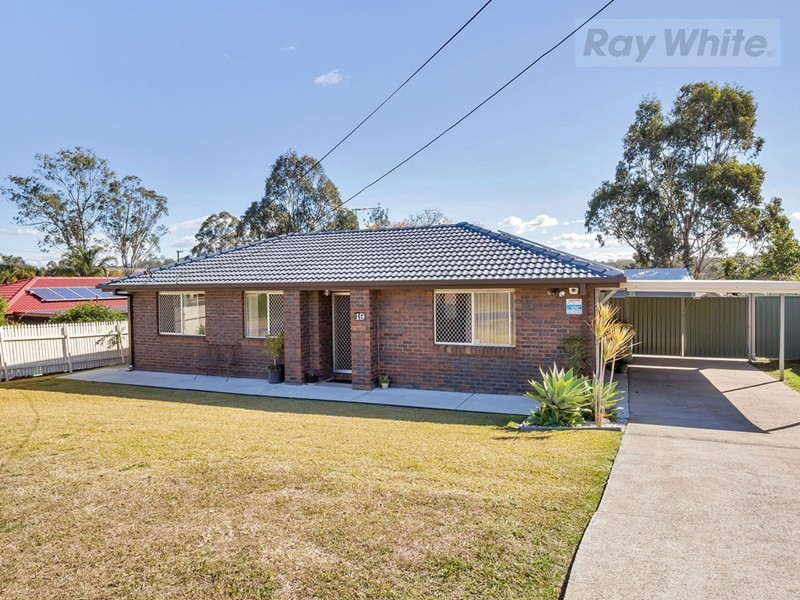 19 Neal Street, Redbank Plains QLD 4301