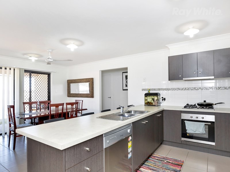 11 Pleasant Drive, Redbank Plains QLD 4301