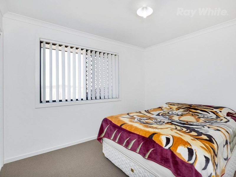 11 Pleasant Drive, Redbank Plains QLD 4301