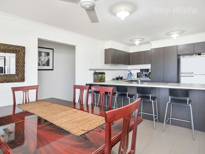 11 Pleasant Drive, Redbank Plains QLD 4301