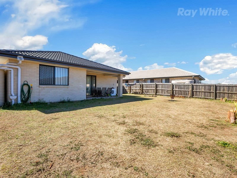 11 Pleasant Drive, Redbank Plains QLD 4301