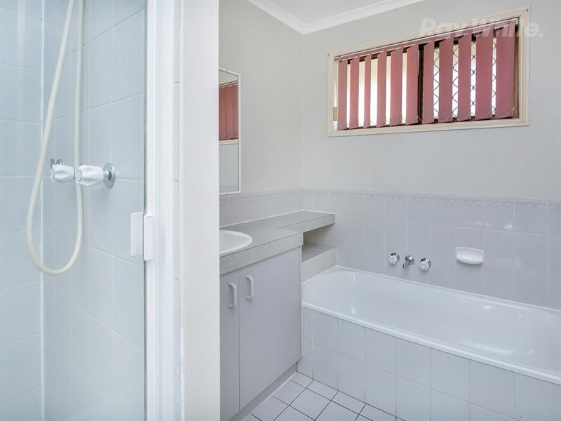 15 Danyel Court, Redbank Plains QLD 4301