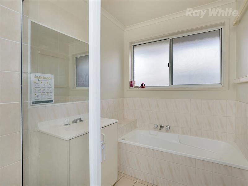 1/2 Rylance Street, Goodna QLD 4300