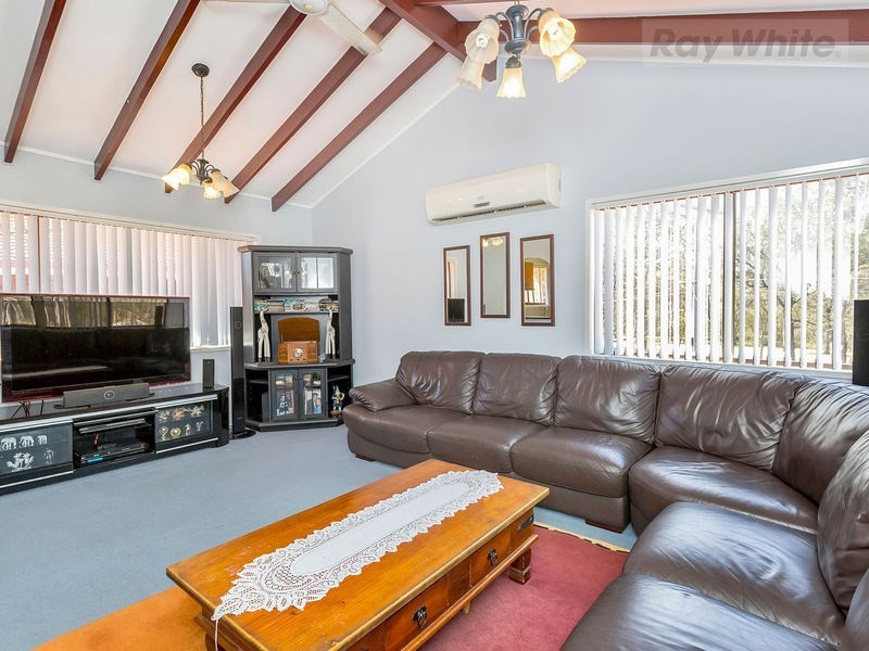 24 McInnerney Street, Collingwood Park QLD 4301