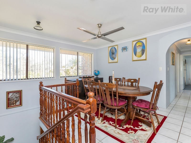 24 McInnerney Street, Collingwood Park QLD 4301