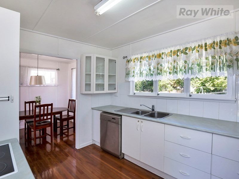 12 Cameron Street, Brassall QLD 4305