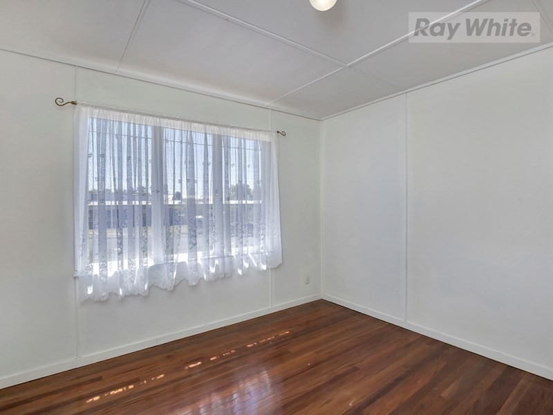 12 Cameron Street, Brassall QLD 4305