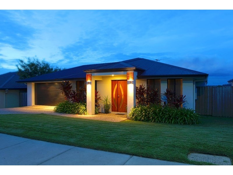 9 Tait Avenue, Redbank Plains QLD 4301