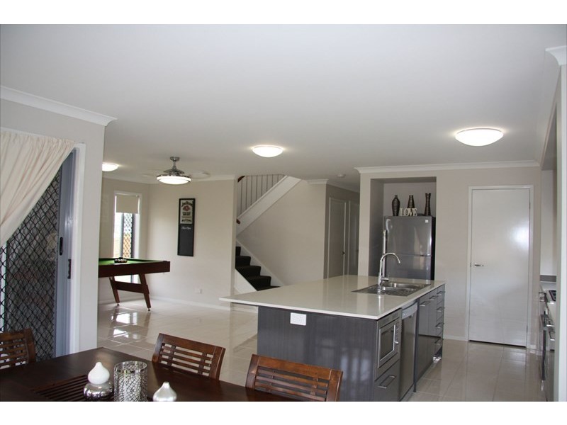 82 Tindle Street, Redbank Plains QLD 4301