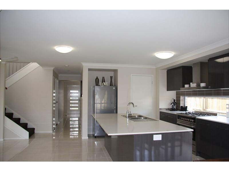 82 Tindle Street, Redbank Plains QLD 4301