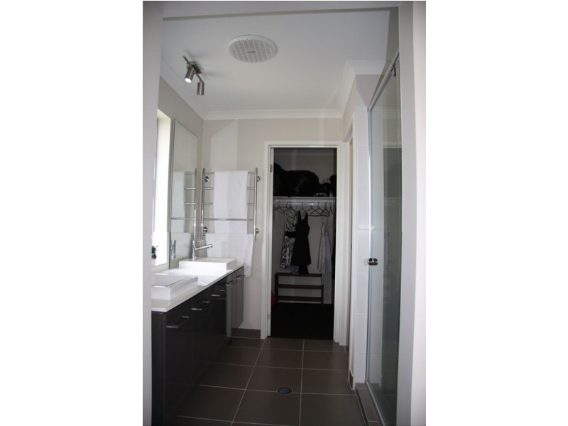 82 Tindle Street, Redbank Plains QLD 4301