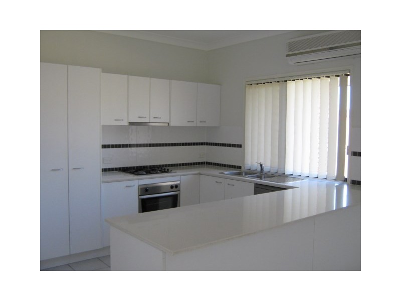 2 Carney Circuit, Redbank Plains QLD 4301