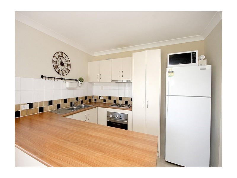 15 Somerwil Crescent, Bellbird Park QLD 4300