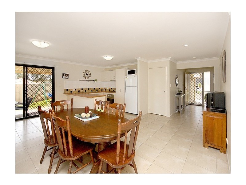 15 Somerwil Crescent, Bellbird Park QLD 4300