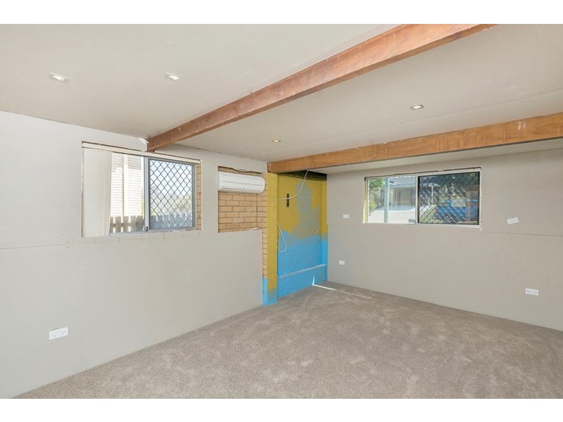 6 Milgate Street, Collingwood Park QLD 4301