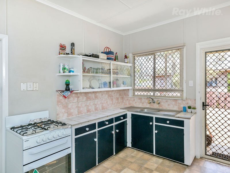 32 Davidson Street, Basin Pocket QLD 4305